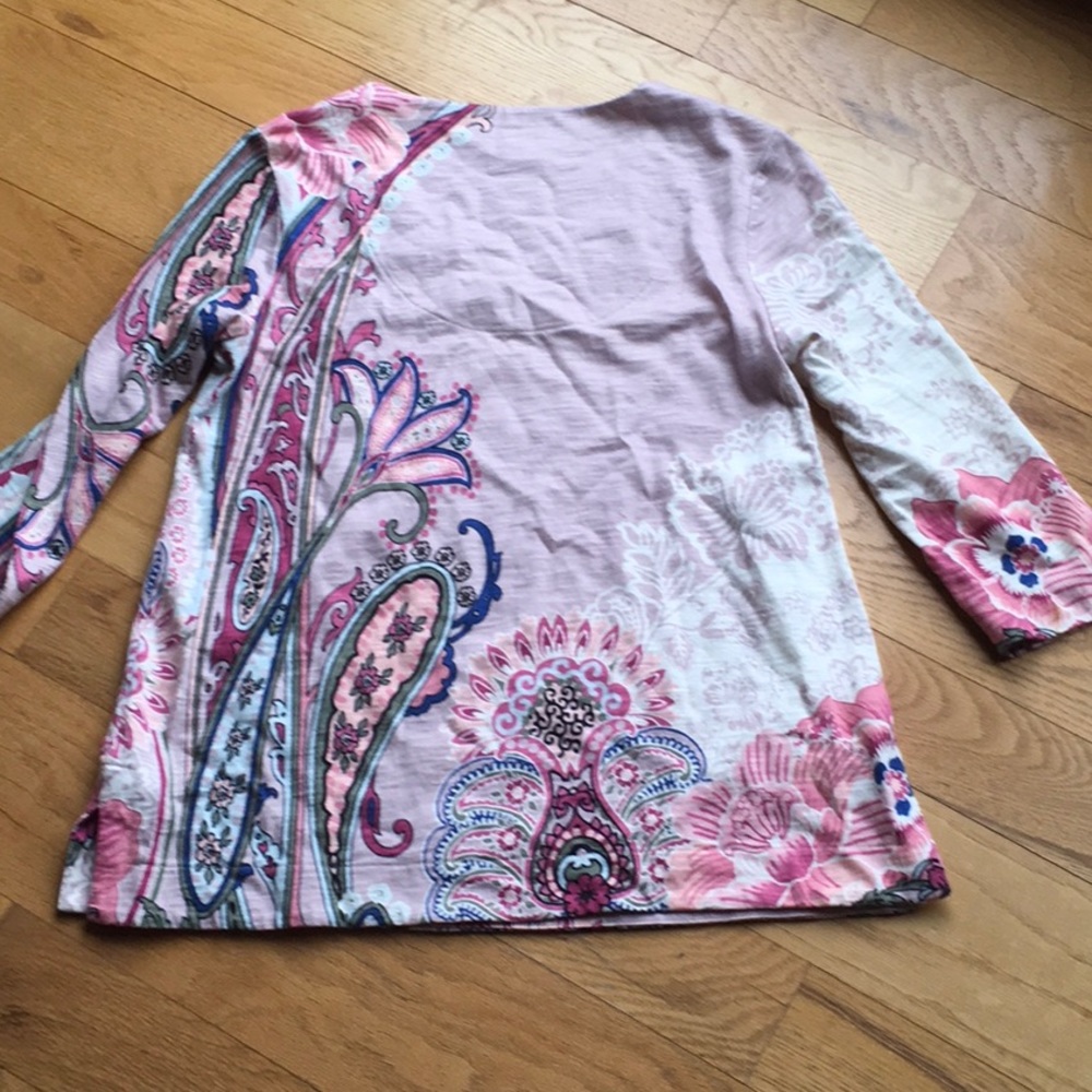 Chicos 3/4 sleeve top - Picture 3 of 5